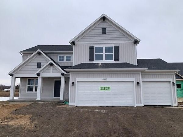 4885 Bethpage Drive NW, Comstock Park, MI 49321