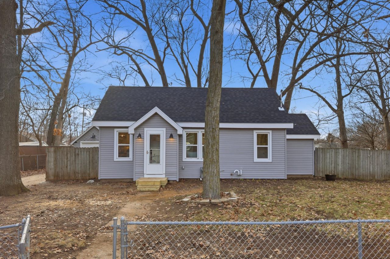 3815 Flamingo Avenue Sw, Wyoming, MI 49509 Main Photo