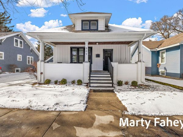 509 S 7th Street, Grand Haven, MI 49417