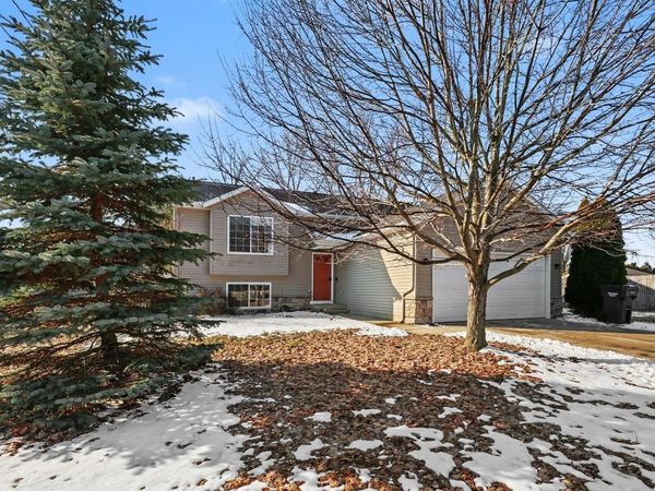 2272 Baldwin Street, Jenison, MI 49428