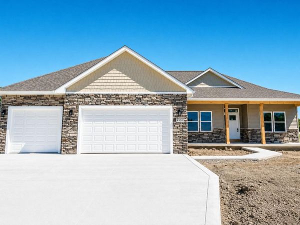 4958 Thompson Heights Drive, Adrian, MI 49221