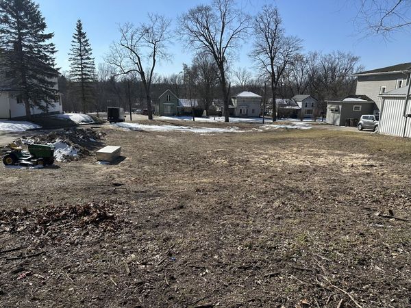 528 E Main Street, Ionia, MI 48846