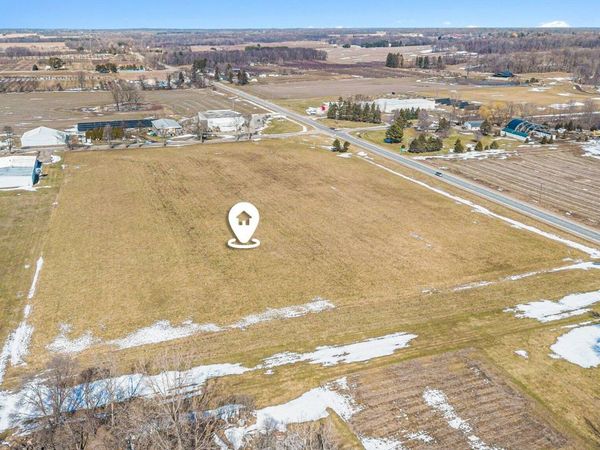 W Eureka Road, Eau Claire, MI 49111