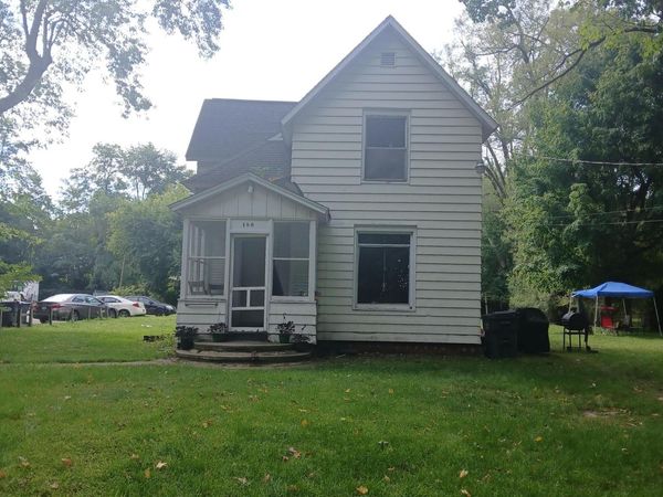 180 Emery Avenue, Benton Harbor, MI 49022