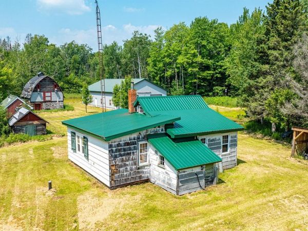 25649 Portage Entry Road, Chassell Twp, MI 49916