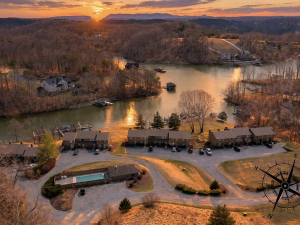 506 Harbor Ridge DR, Goodview, VA 24095