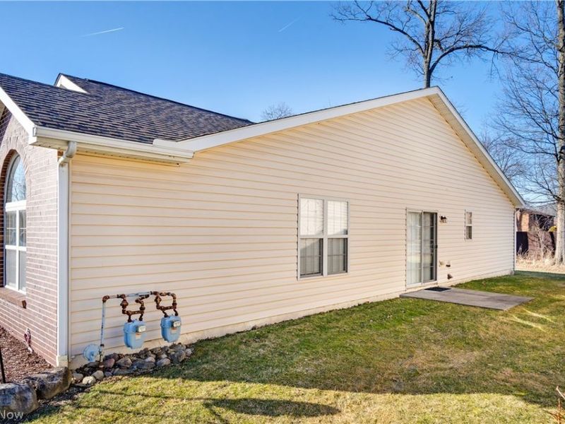 4888 Shadow Oak Drive , Austintown, OH 44515 Photo 8