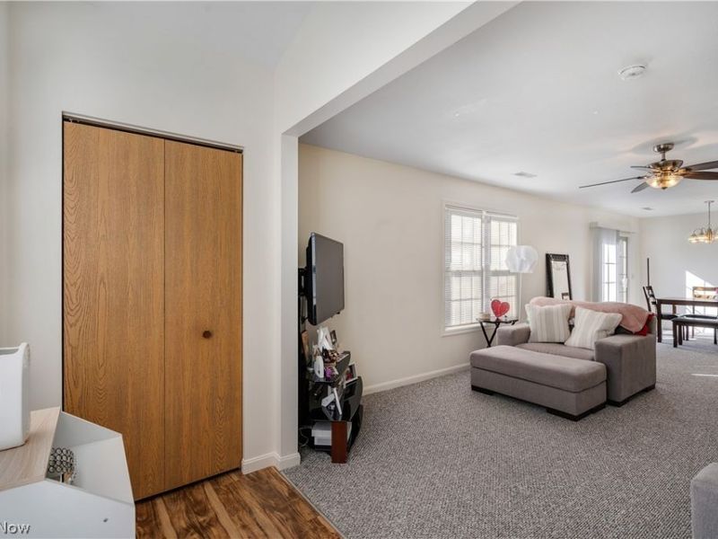 4876 Shadow Oak Drive , Austintown, OH 44515 Photo 10