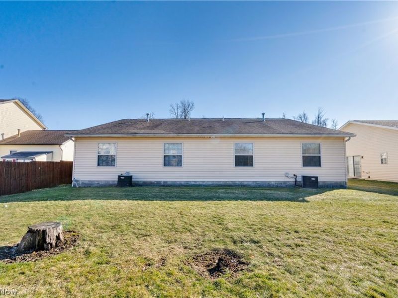 4876 Shadow Oak Drive , Austintown, OH 44515 Photo 5