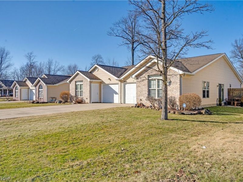 4876 Shadow Oak Drive , Austintown, OH 44515 Photo 9