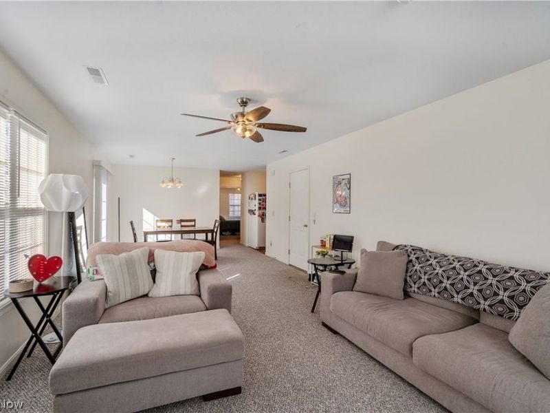 4900 Shadow Oak Drive , Austintown, OH 44515 Photo 12