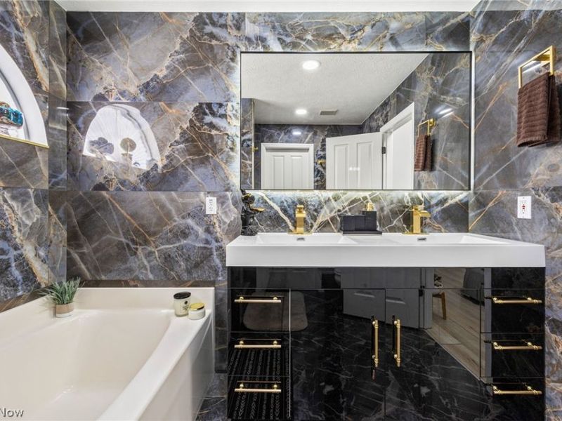 66 Vista Circle , North Olmsted, OH 44070 Photo 18