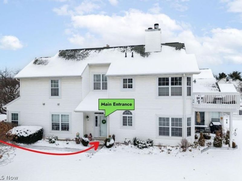 66 Vista Circle , North Olmsted, OH 44070 Photo 2