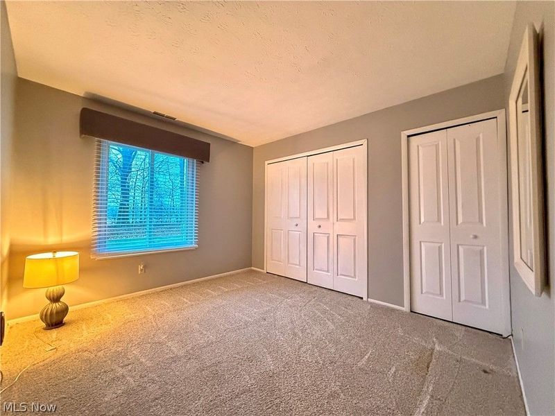 330 Deepwood Drive , Wadsworth, OH 44281 Photo 11