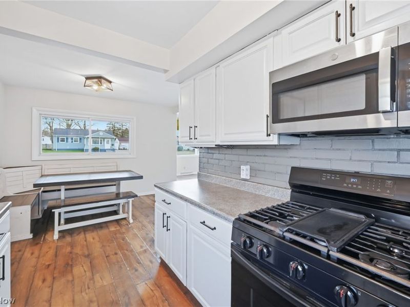 396 Elizabeth Street , Hubbard, OH 44425 Photo 12