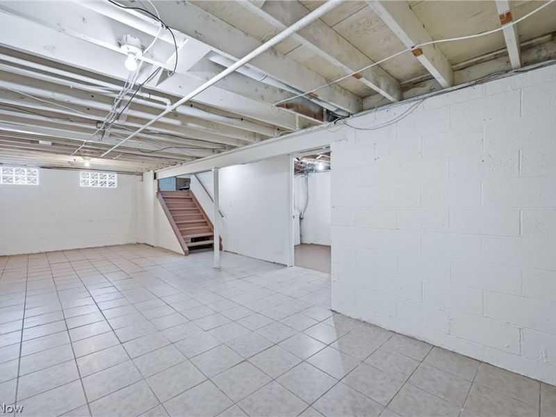 396 Elizabeth Street , Hubbard, OH 44425 Photo 24