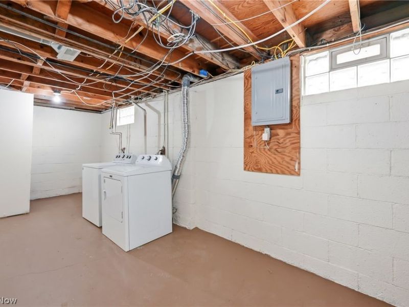 396 Elizabeth Street , Hubbard, OH 44425 Photo 30