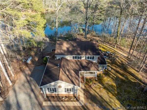 320 White Pine Lane , Hartfield, VA 23071