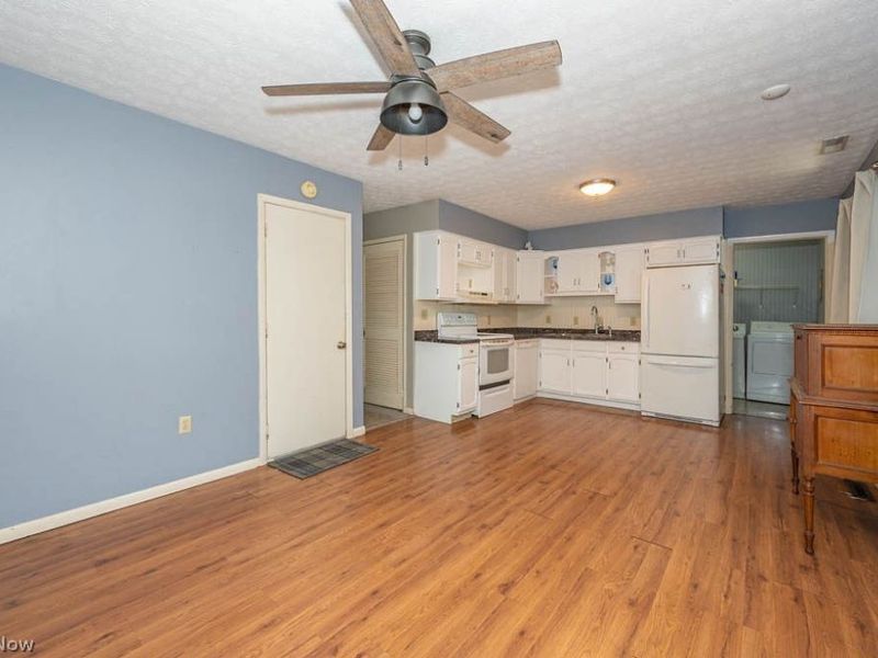 615 Deming Street , Salem, OH 44460 Photo 6