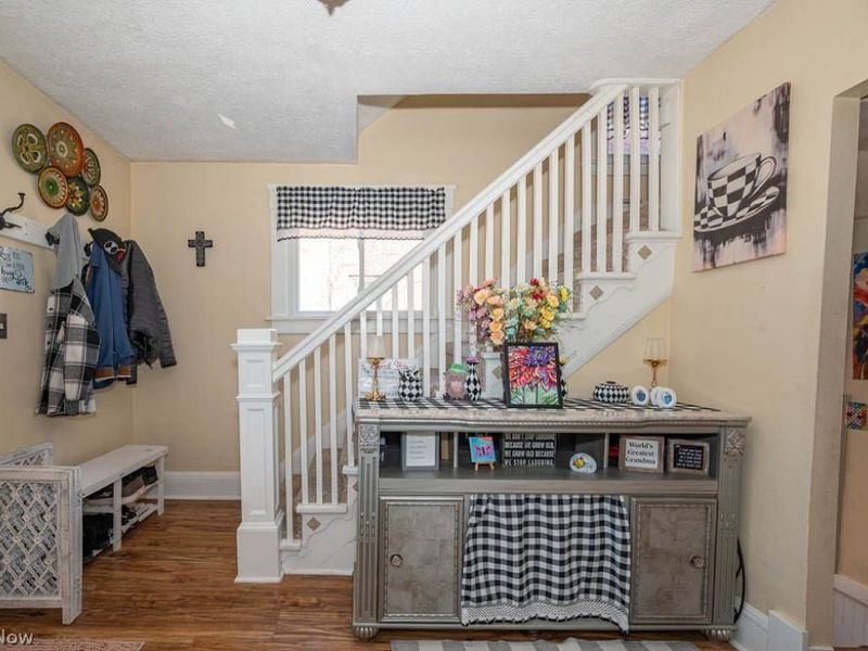 926 N Ellsworth Avenue , Salem, OH 44460 Photo 8