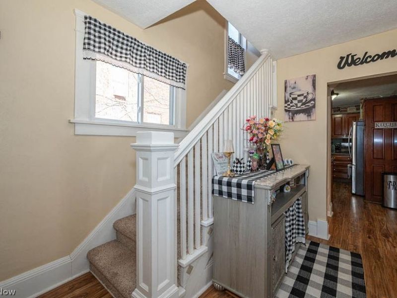 926 N Ellsworth Avenue , Salem, OH 44460 Photo 9