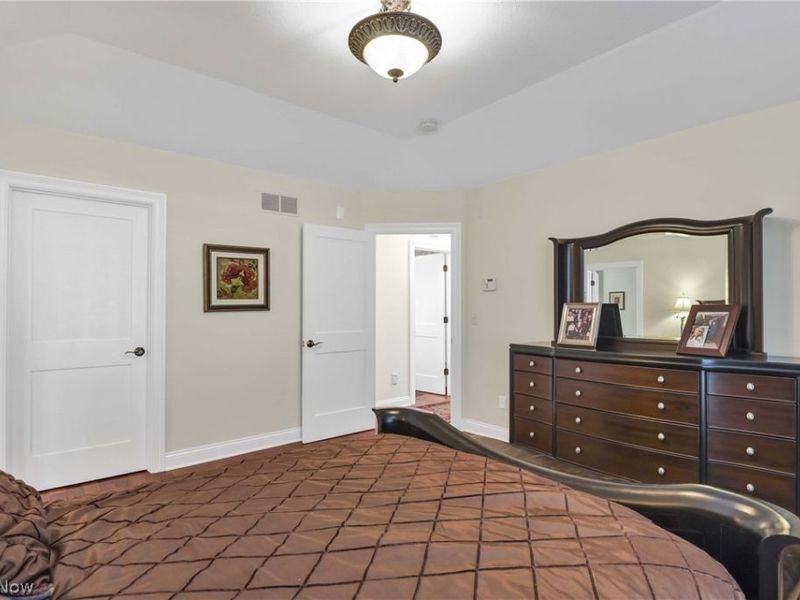 317 Halstead Lane , Westlake, OH 44145 Photo 18