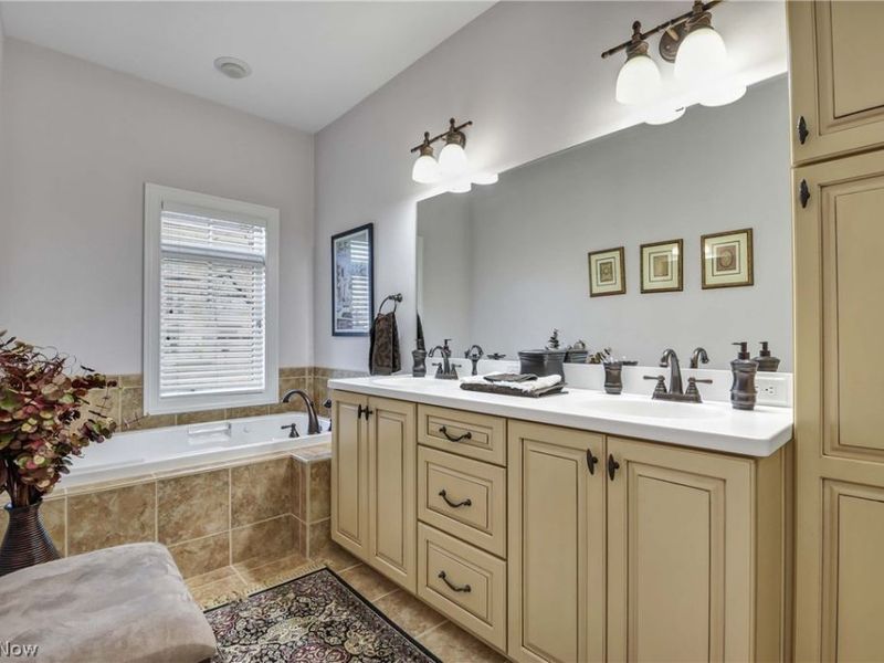 317 Halstead Lane , Westlake, OH 44145 Photo 20