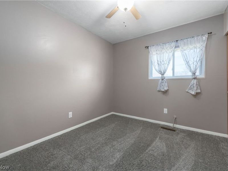 1460 Hollyview Drive , Vermilion, OH 44089 Photo 21