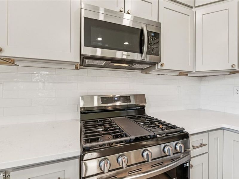 1450 W 77th Street , Cleveland, OH 44102 Photo 14