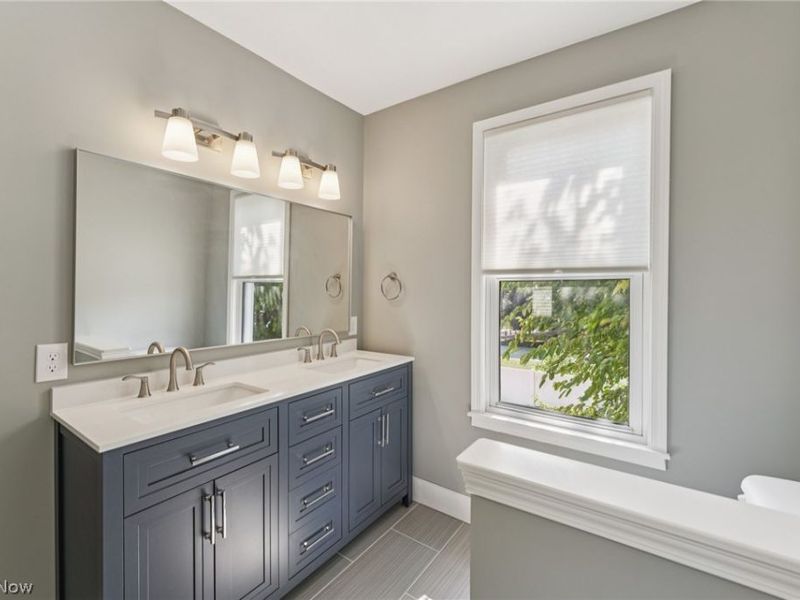 1450 W 77th Street , Cleveland, OH 44102 Photo 30