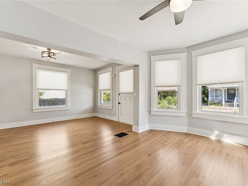 1450 W 77th Street , Cleveland, OH 44102 Photo 8