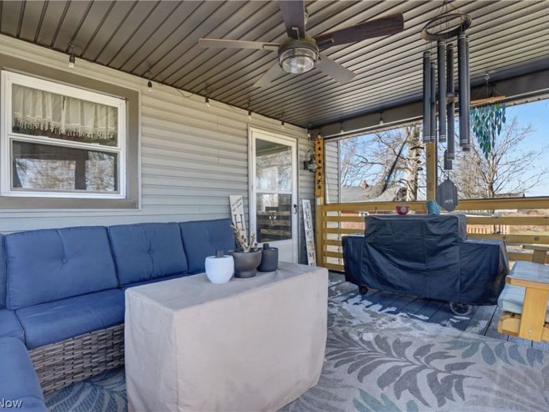 5634 N Park Avenue , Bristolville, OH 44402 Photo 15