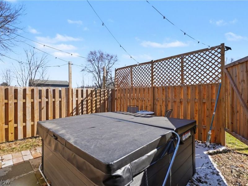 5634 N Park Avenue , Bristolville, OH 44402 Photo 16