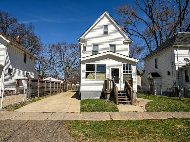 1147 Mcintosh Avenue , Akron, OH 44314 Photo 1