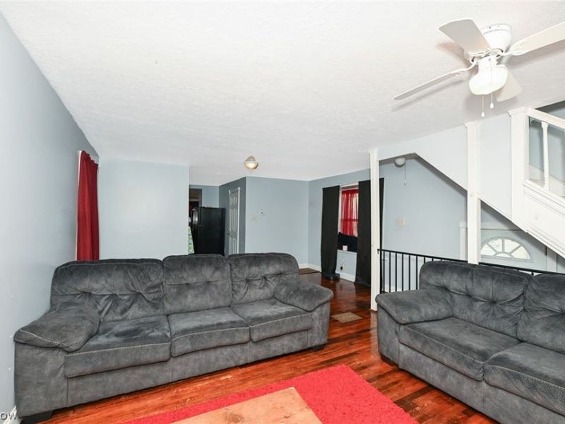 1147 Mcintosh Avenue , Akron, OH 44314 Photo 23