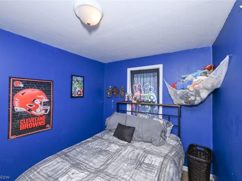 1147 Mcintosh Avenue , Akron, OH 44314 Photo 32