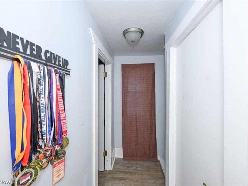 1147 Mcintosh Avenue , Akron, OH 44314 Photo 34