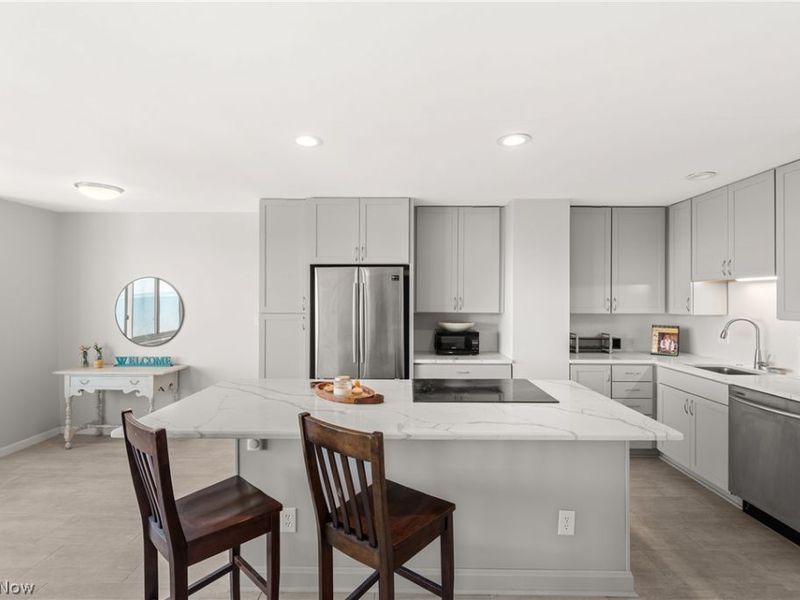 12520 Edgewater Drive , Unit 1108, Lakewood, OH 44107 Photo 18