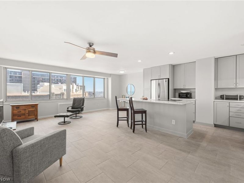 12520 Edgewater Drive , Unit 1108, Lakewood, OH 44107 Photo 2