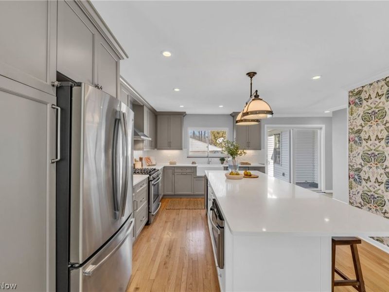 20760 Beachwood Drive , Rocky River, OH 44116 Photo 12