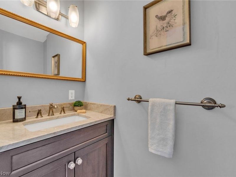 20760 Beachwood Drive , Rocky River, OH 44116 Photo 23