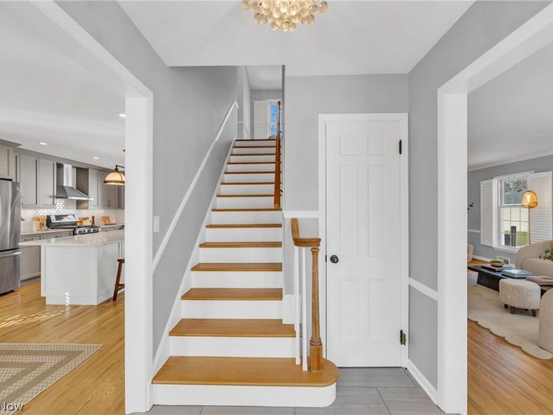 20760 Beachwood Drive , Rocky River, OH 44116 Photo 4