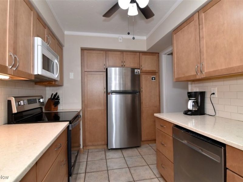 13800 Shaker Boulevard , Unit 1106, Cleveland, OH 44120 Photo 16