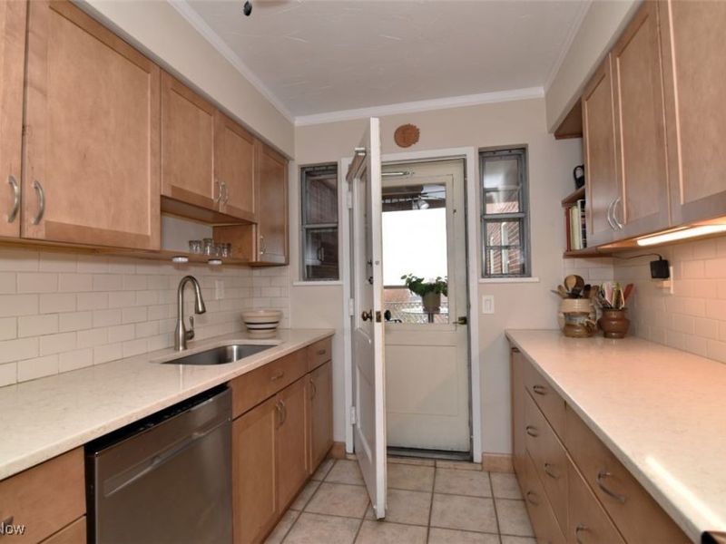 13800 Shaker Boulevard , Unit 1106, Cleveland, OH 44120 Photo 17