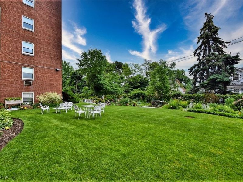 13800 Shaker Boulevard , Unit 1106, Cleveland, OH 44120 Photo 29