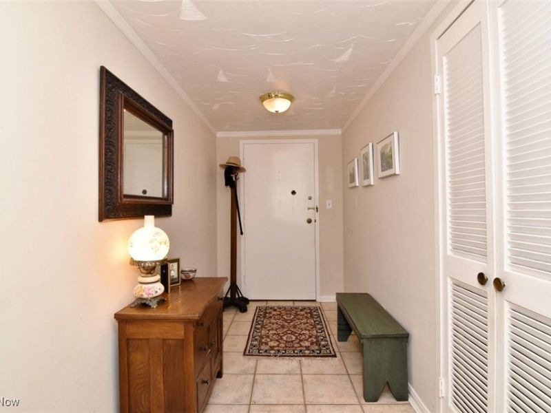 13800 Shaker Boulevard , Unit 1106, Cleveland, OH 44120 Photo 3