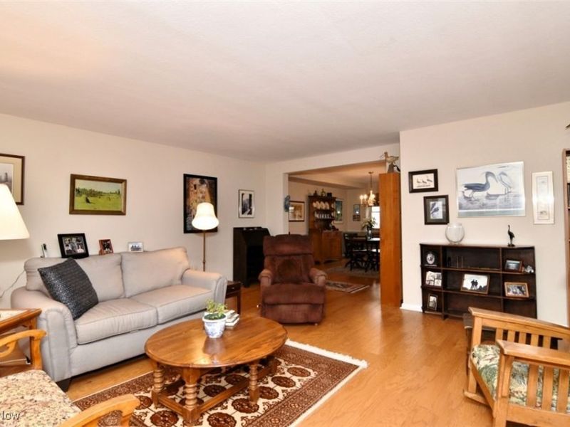 13800 Shaker Boulevard , Unit 1106, Cleveland, OH 44120 Photo 8