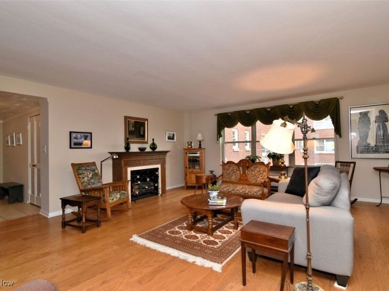 13800 Shaker Boulevard , Unit 1106, Cleveland, OH 44120 Photo 9