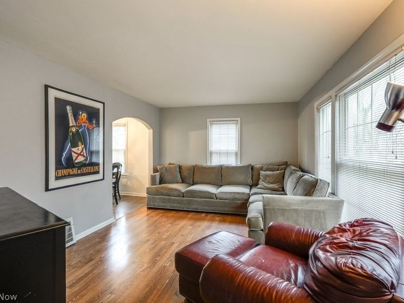 7471 Som Center Road , Solon, OH 44139 Photo 3