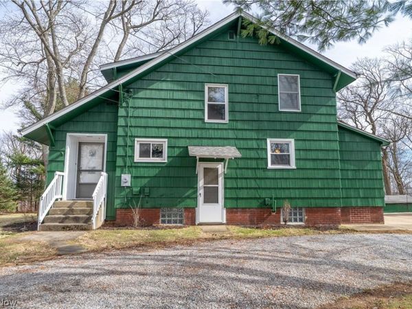 2480 State Street NW, Uniontown, OH 44685